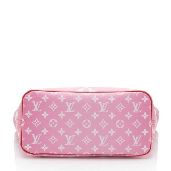 Louis Vuitton Giant Monogram Canvas Escale Neverfull MM Tote - Picture 4 of 11